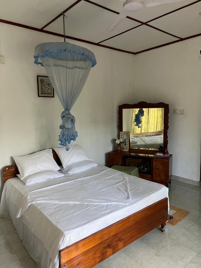 Summer Ridge - Homestay Ratnapura Esterno foto