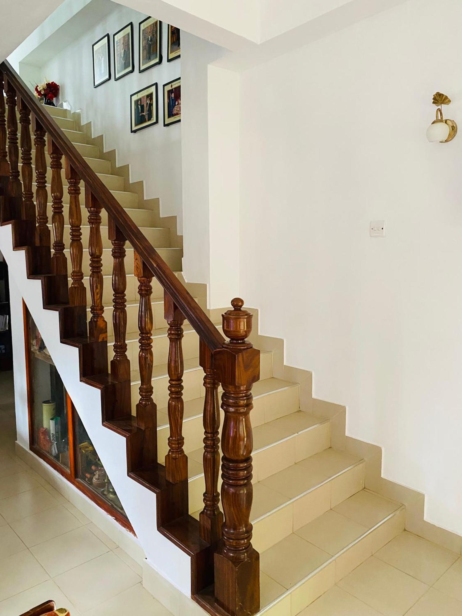 Summer Ridge - Homestay Ratnapura Esterno foto