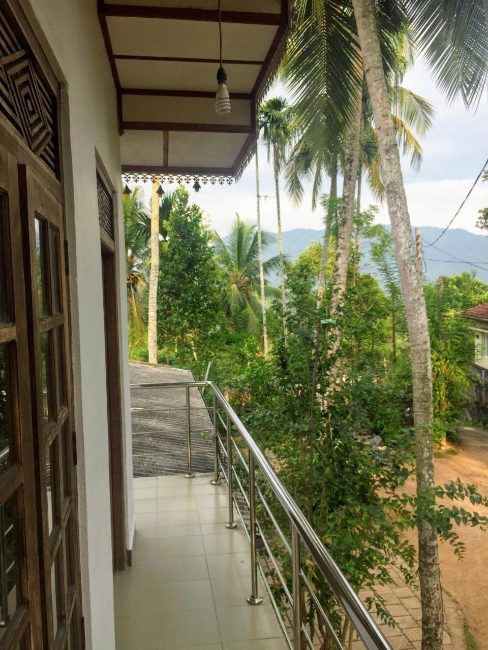 Summer Ridge - Homestay Ratnapura Esterno foto