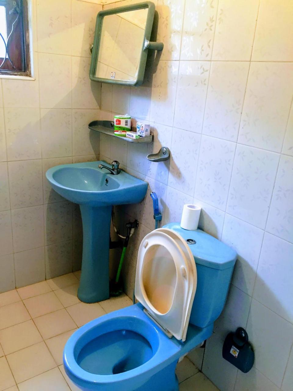Summer Ridge - Homestay Ratnapura Esterno foto